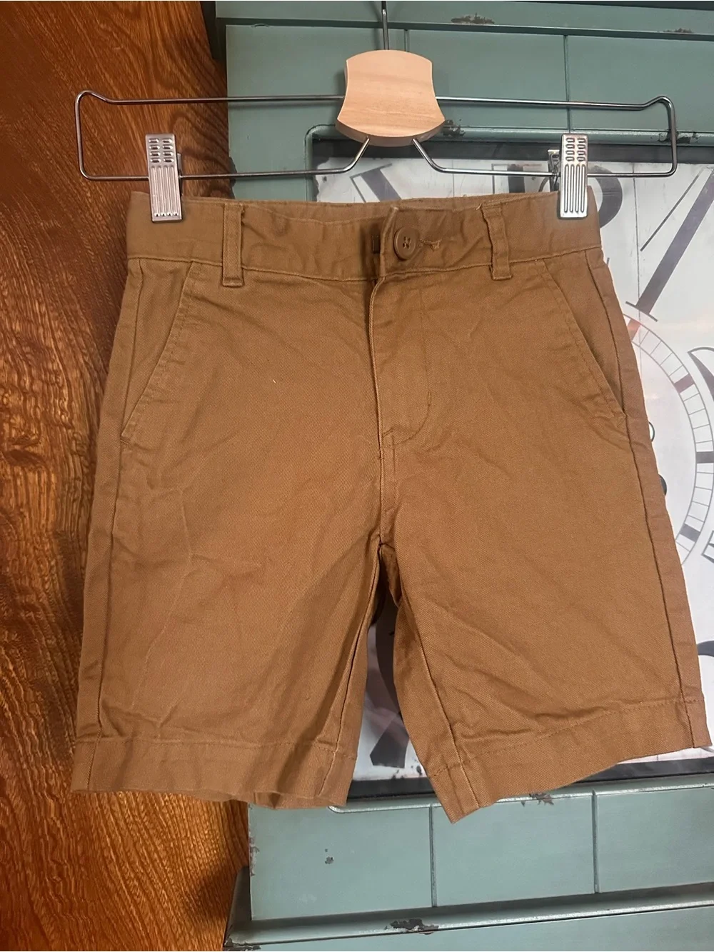 Old Navy Tan Flat-Front Chino Shorts